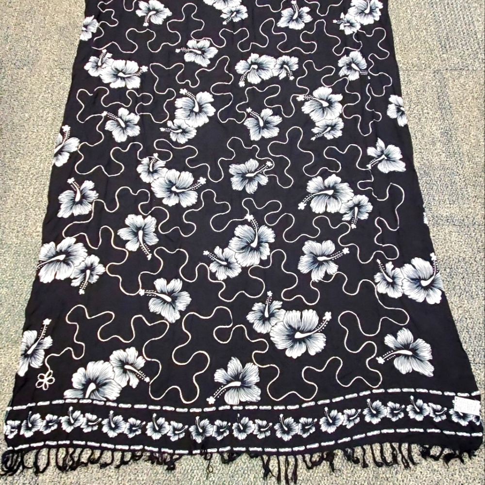 Floral SCARF Shawl Throw Black Flowers 5x3 feet